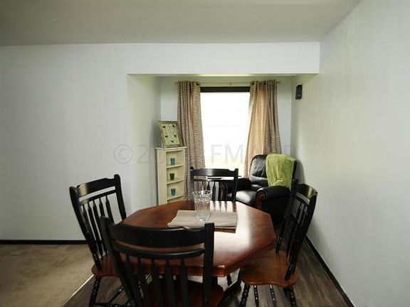 5th image of 501 Eglon Ave SE