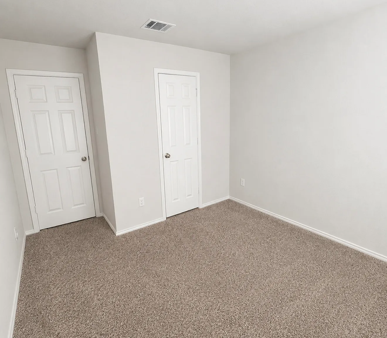 3 bed, 1646 sqft, $1,695 — Photo 2