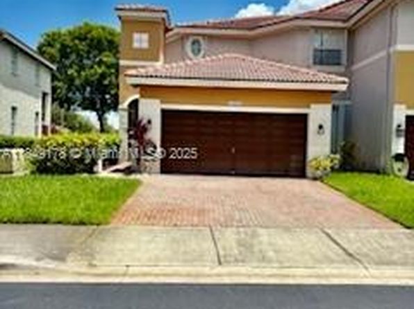 11543 NW 80th St
