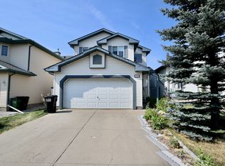3756 22nd St NW, Edmonton, AB T6T1R6
