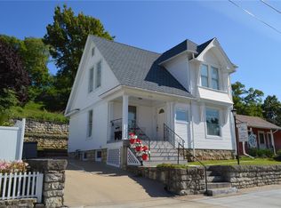 312 E Main St, Grafton, IL 62037