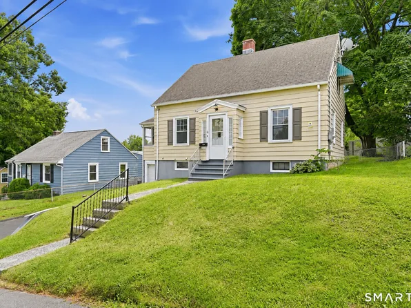 34 Corona Drive, Waterbury, CT 06708