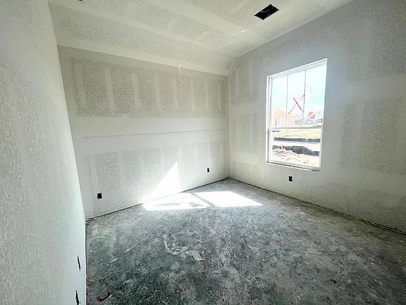 Construction progress - secondary bedroom