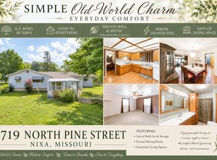 1719 N Pine Street, Nixa, MO 65714