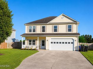 103 Amberwine Circle, Richlands, NC 28574