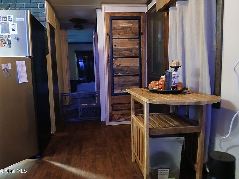2nd image of 257 Hadley Road