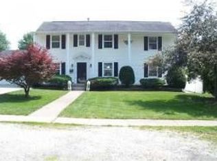 216 W South St, Geneseo, IL 61254