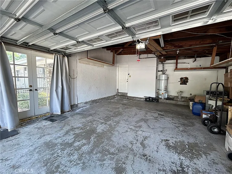 24010 Hatteras St — Photo 27