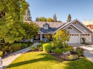 9401 N Woodmont Dr, Fresno, CA