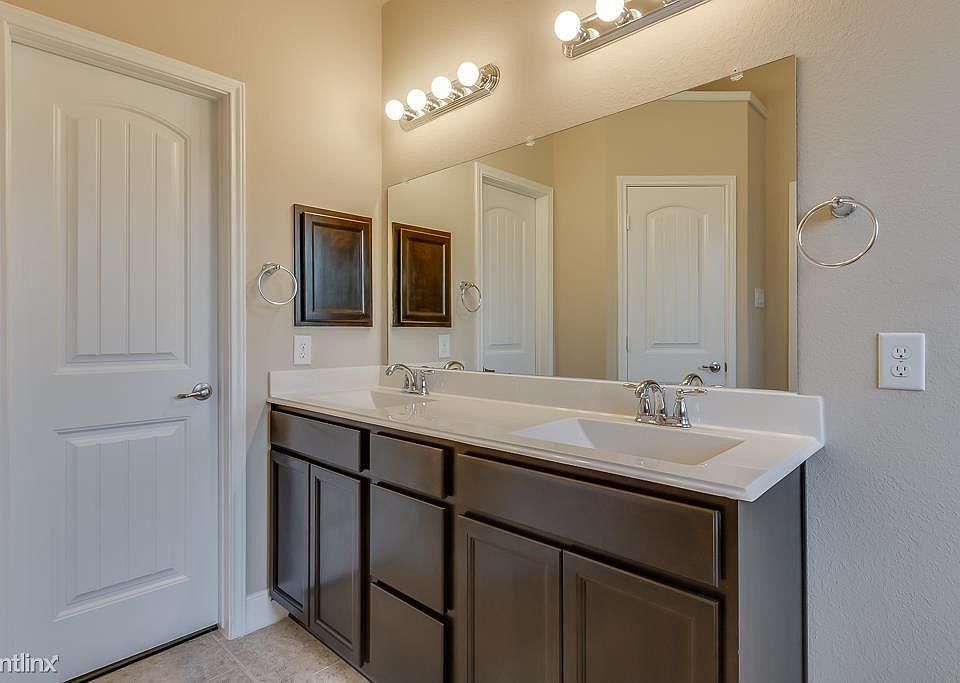 1st image of 102 W Wading Pond Cir