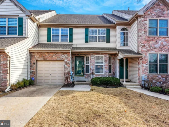 5085 Sagewood Ct, Doylestown, PA 18902