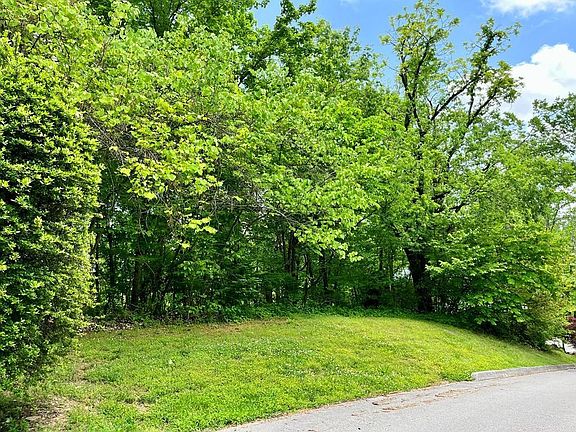 2nd image of 3 Oak Haven Way Lot 3