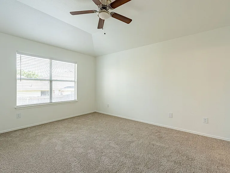 12905 Thomas Jefferson St — Photo 8