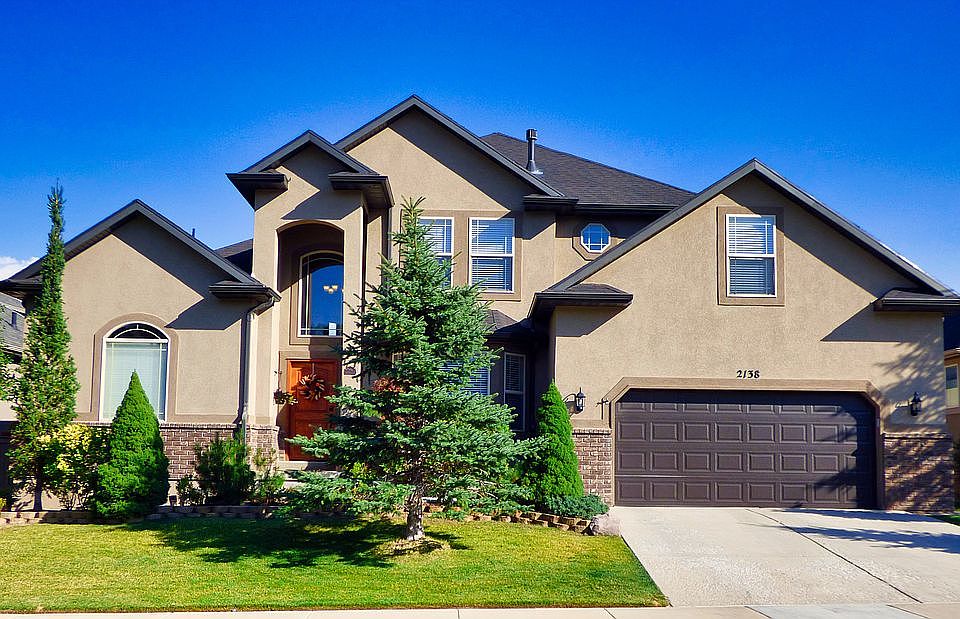2138 E Eagle Cr Dr - 2018