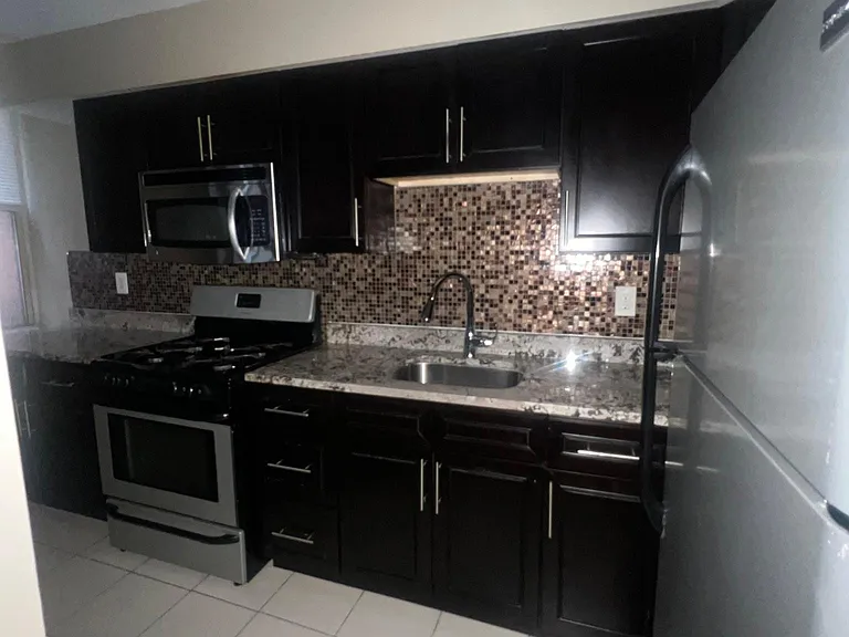 4721 Chestnut St #D — Photo 3