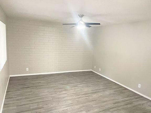 5th image of 1920 W Berridge Ln #2023-4