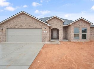1205 E 30th St, Wolfforth, TX 79382
