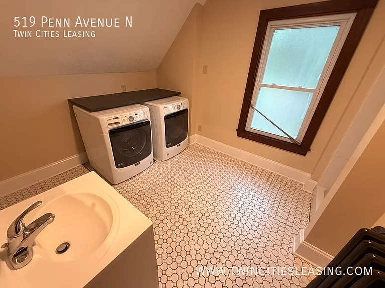 519 Penn Ave N — Photo 17