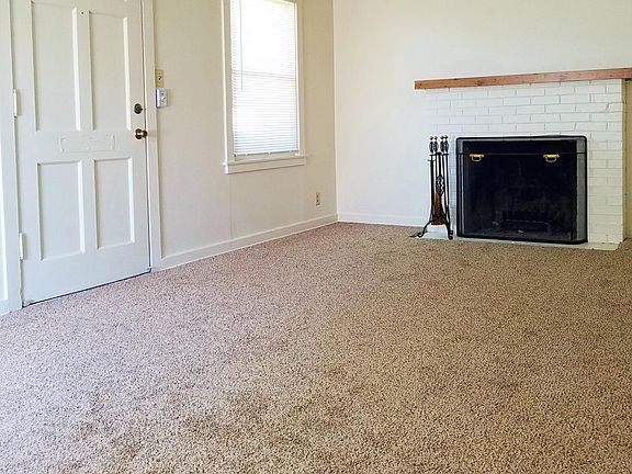2nd image of 136 Clover St #A