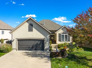 1409 Brompton Ln, Raymore, MO 64083