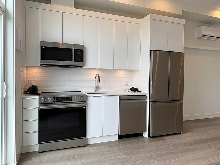 22348 North Ave #514 — Photo 12