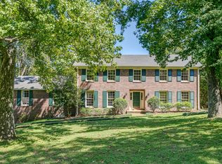 568 Natchez Bend Rd, Nashville, TN 37221