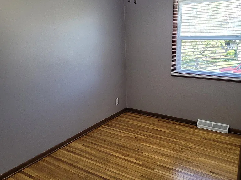 4712 Western Ave — Photo 12