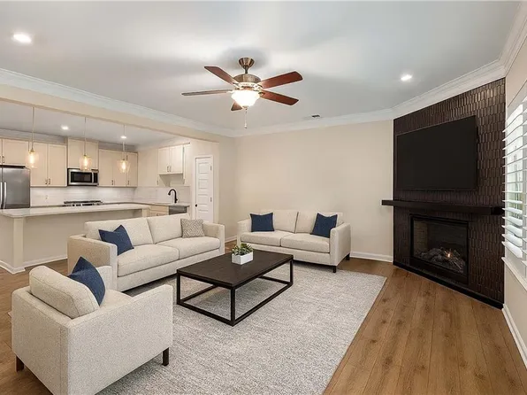 153 Witter Way, Woodstock, GA 30188