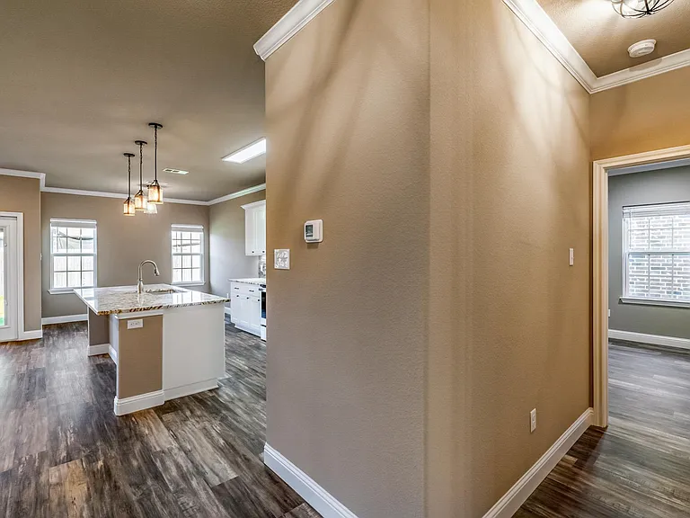 118 Lampassas Dr — Photo 9