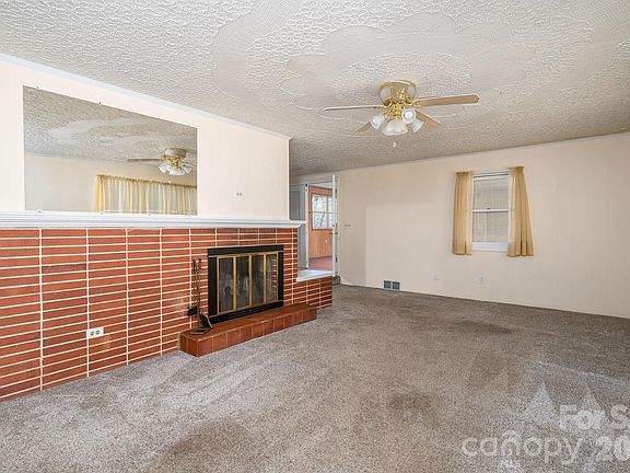 3rd image of 608 N State St
