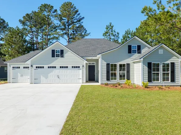 627 Katherine Ln, Hahira, GA 31632