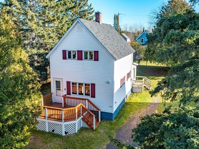 47594 1st St, Houghton, MI, 49931