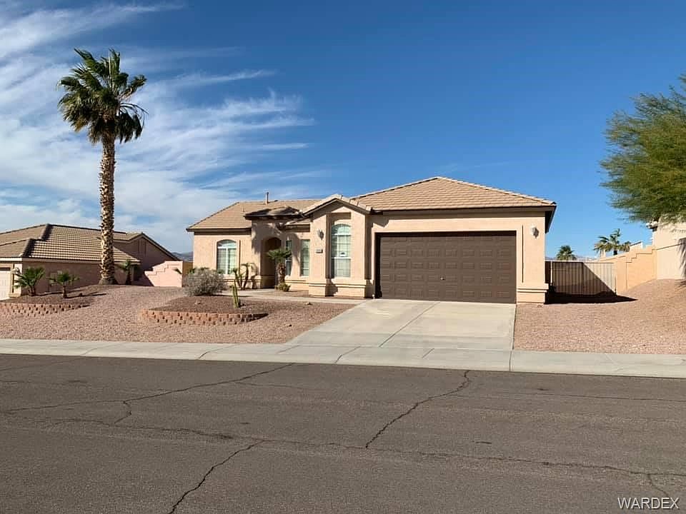 1st image of 2835 Desert Song Dr