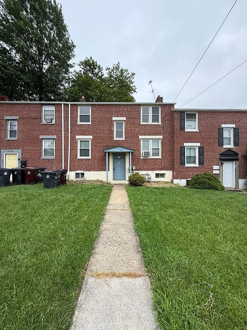 2 bed, 1.0 bath, 700 sqft, $1,375 — Photo 1