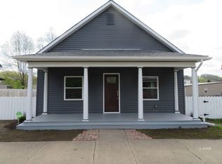 353 Poplar St, Nelsonville, OH 45764