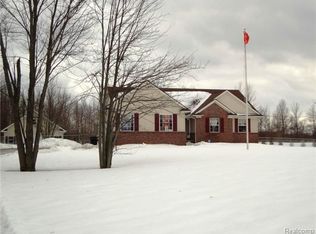 6181 Plank Rd, Cottrellville, MI 48039