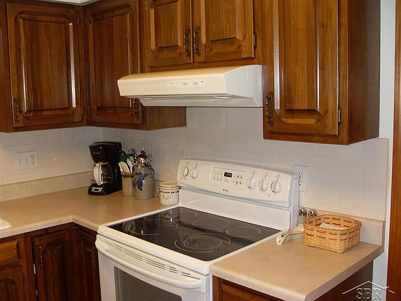 5th image of 1175 Barbeau Dr