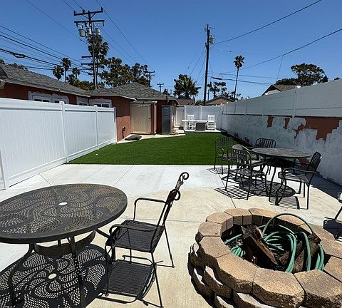 5th image of 1218 Acacia Ave