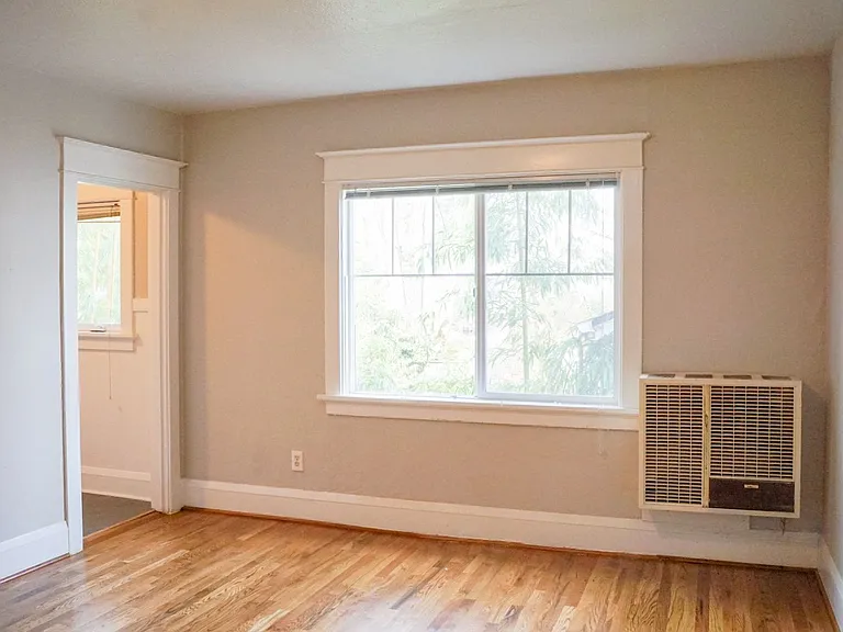 2943 SE Alder St #24 — Photo 5