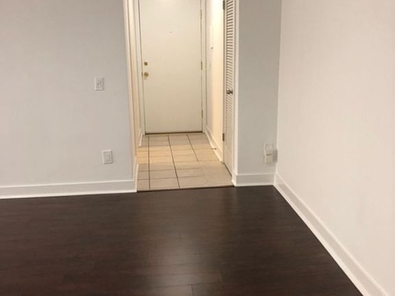5th image of 216 S Occidental Blvd #112