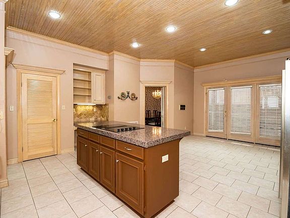 5th image of 6 Bellchase Gardens Dr
