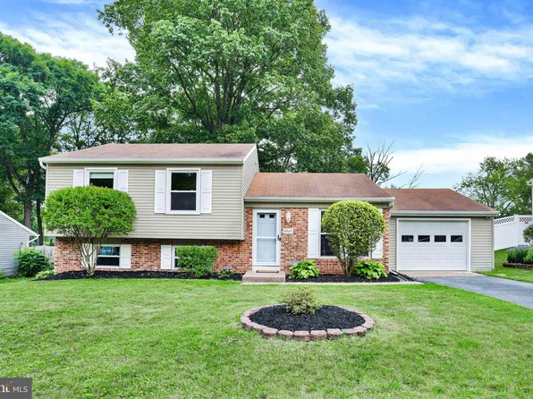 5549 Edsel St, Harrisburg, PA 17109