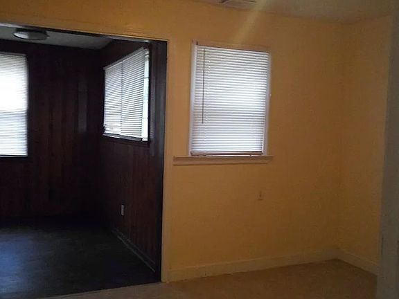 3rd image of 2203 Tiger Flowers Dr NW
