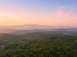 26 Estates Dr, Ellijay, GA 30536