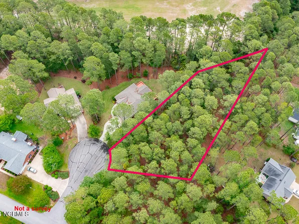 902 Freeport Court, New Bern, NC 28560