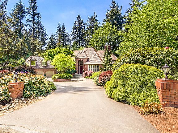 3rd image of 2831 134th Ave NE