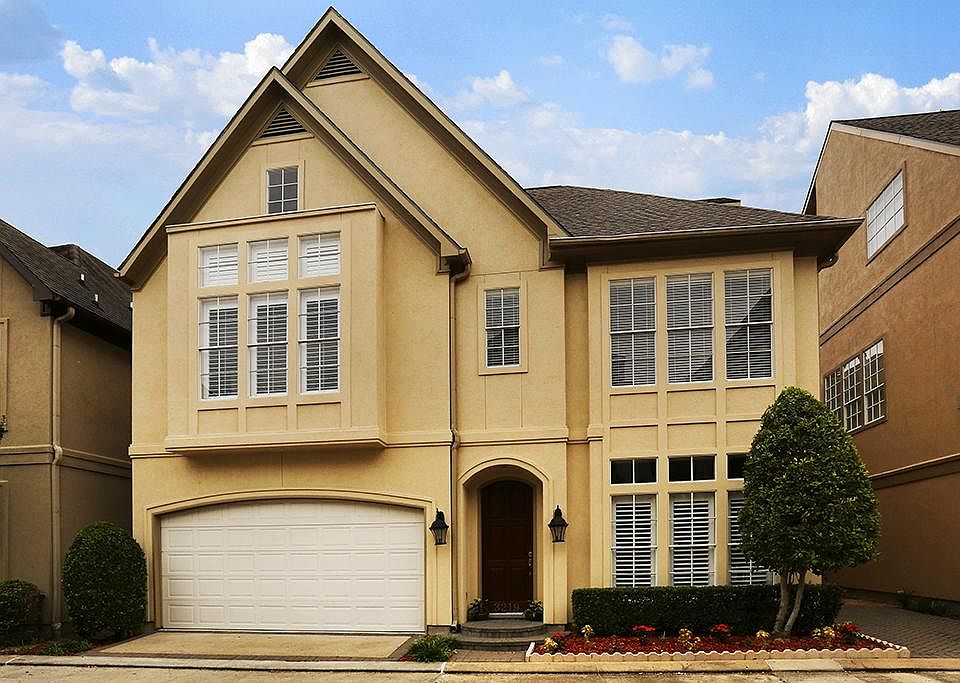 1st image of 3219 N Pemberton Circle Dr