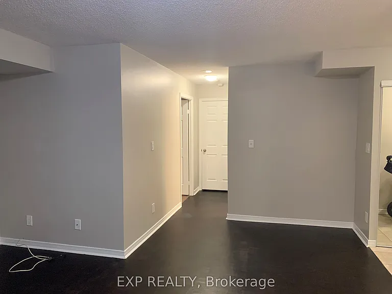 3 Ellesmere St #205 — Photo 11