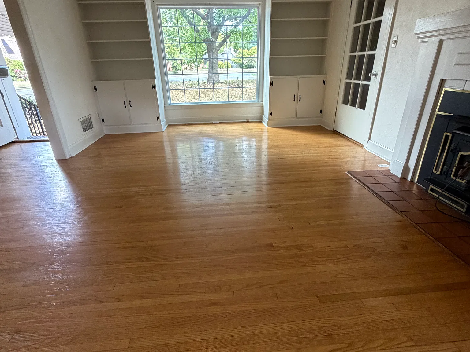 4 bed, 2587 sqft, $2,000 — Photo 3