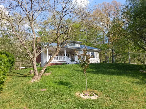 105 Woodland Trl, Pineville, KY 40977